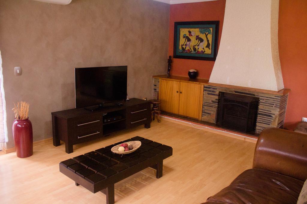 Khuvena Guesthouse Randburg المظهر الخارجي الصورة