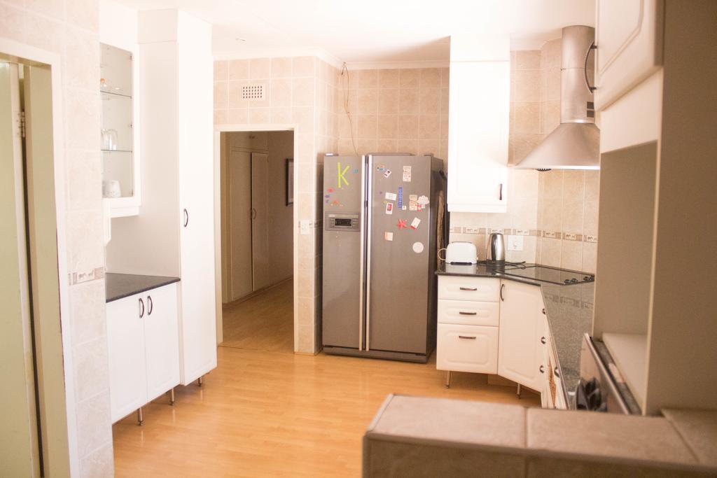 Khuvena Guesthouse Randburg المظهر الخارجي الصورة