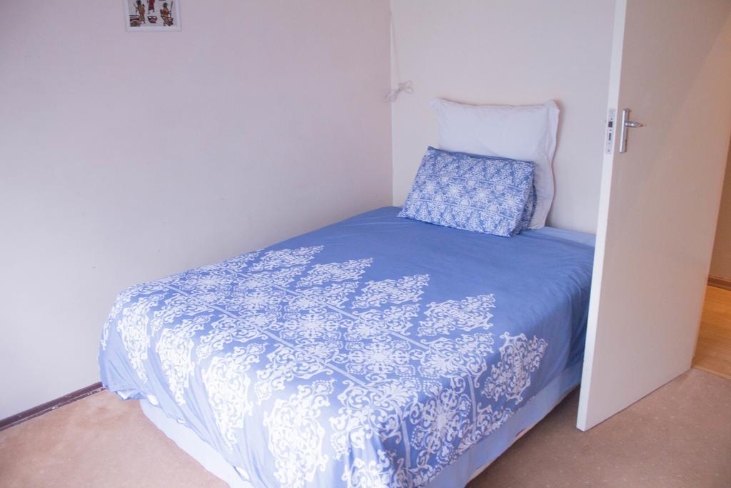 Khuvena Guesthouse Randburg المظهر الخارجي الصورة