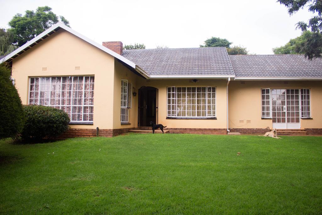 Khuvena Guesthouse Randburg المظهر الخارجي الصورة