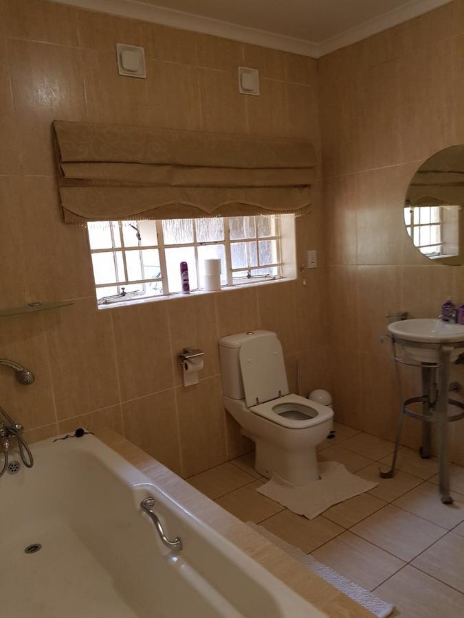 Khuvena Guesthouse Randburg المظهر الخارجي الصورة